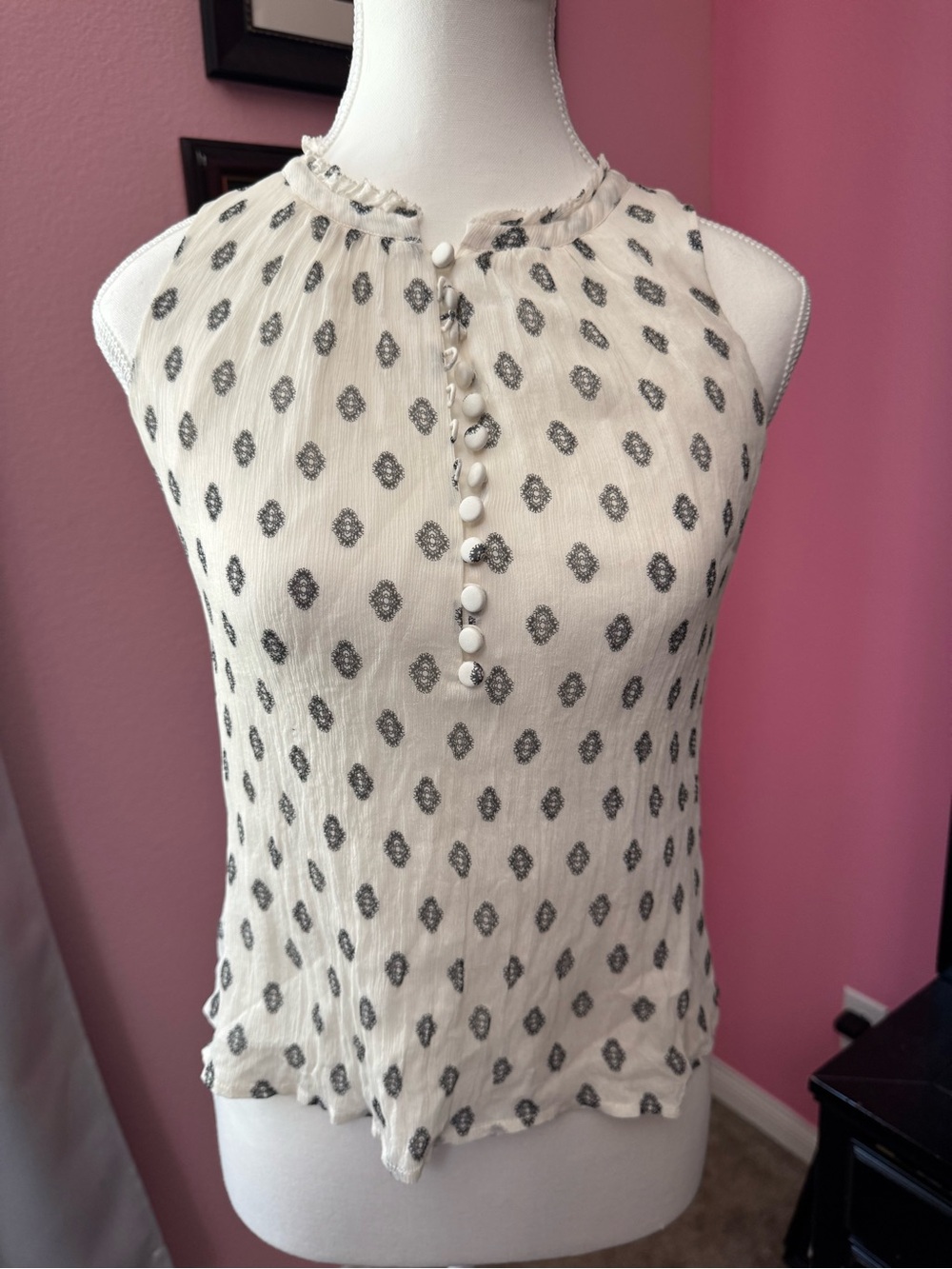 J. Crew Ivory Printed Sleeveless Button-Front Camisole size 00P